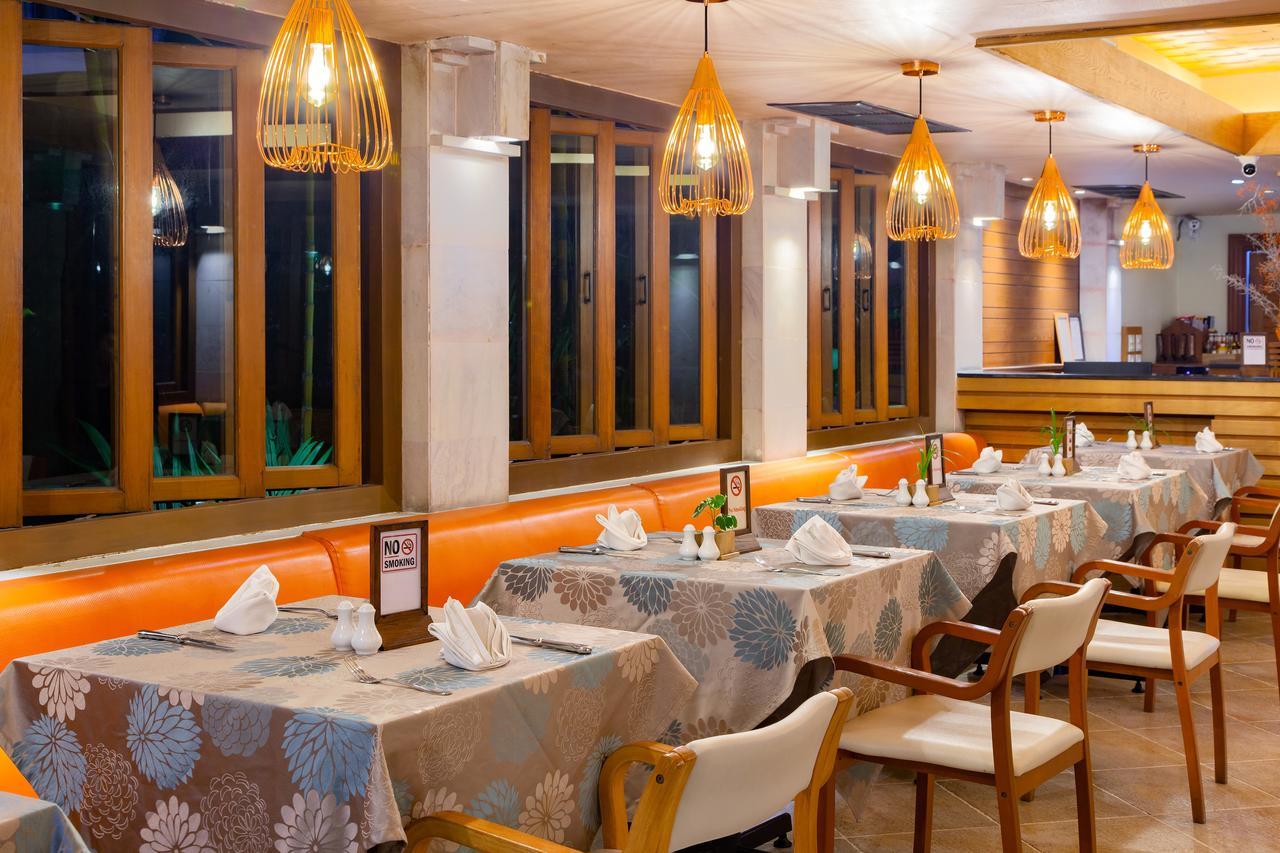 Seaview Patong Hotel - Sha Plus Bagian luar foto